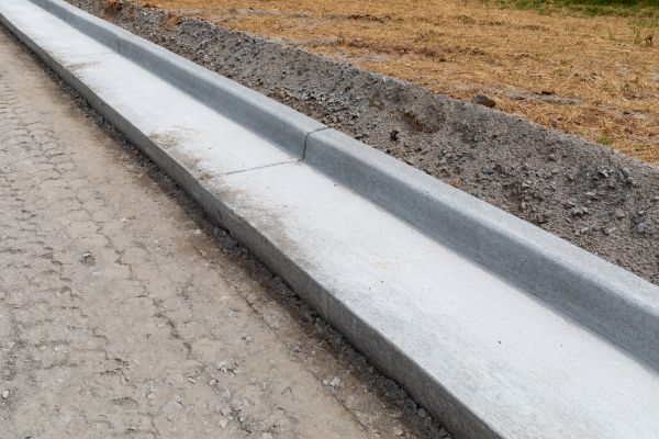 Cost of Concrete Curbing Repair in Durham